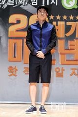 组图：文熙俊TonyAn等《20世纪美少年》再聚首