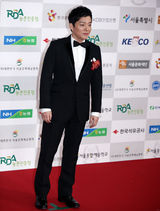 高清图：少女时代等出席首尔文化艺术大奖颁奖典礼