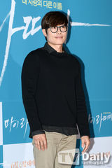 组图：SJ始源强仁等捧场刘智泰导演处女作