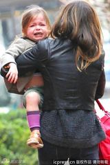 组图：杰西卡-帕克幼女当街热舞hip-hop星范儿十足