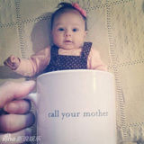 组图：杯子宝宝创意照走红 妈妈齐呼卡哇伊