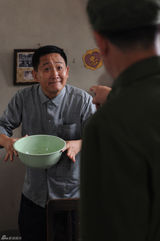 组图：电视剧《工人大院》精彩剧照