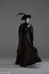 组图：吉杰最炫彝族风写真 民族发饰抢眼