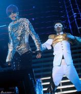 高清图：罗志祥上海开唱 和五月天合作HIGH翻全场