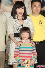 组图：獒犬林晖闵为新片造势 五月天携师弟助阵