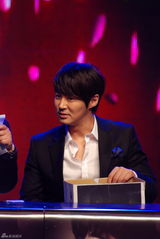 高清组图：神话JUNJIN会歌迷 开心互动劲歌热舞