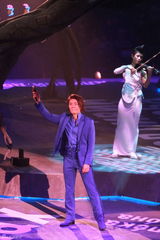 高清组图：郑伊健开唱翻唱旧爱歌曲 蒙嘉慧等助阵