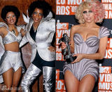 策划组图：盘点Lady Gaga和各路大仙的不解之缘