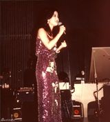 组图：邓丽君气质写真 娇俏少女蜕变巨星