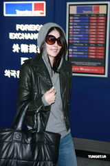 幻灯：张家辉台湾载誉归来 谈亲历地震感受