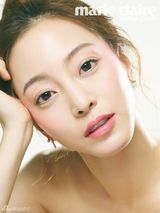 组图：韩星韩艺瑟拍写真 尽展耀眼女神姿态