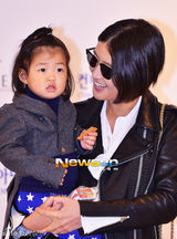 组图：《星星》福子出身名模 女屌丝实为白富美