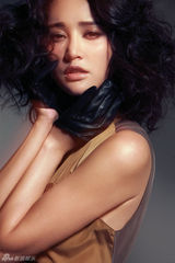 组图：张歆艺最新写真曝光 尽显奢华冷艳气场十足