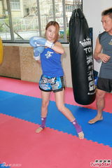 组图：陈蕊蕊杨焉王完尧积极备战拳赛