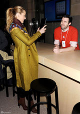 高清组图：布莱克-弗莱利街拍LOOK潮装现身纽约