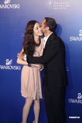 组图：黄立行否认与徐静蕾婚讯 称妨碍结识新女生