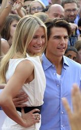 幻灯图集：《危情谍战》德国首映 阿汤卡梅隆似情侣