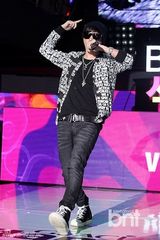 组图：GD李夏怡等出席某饮料新品上市活动