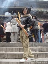 组图：王丽坤素颜清秀获赞 卖萌搞怪旧照曝光