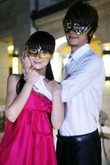 组图：《就想爱着你》陈紫函张勋杰浪漫起舞