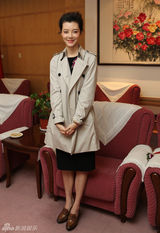 组图：车晓提倡环保绿色出行 任中华环保爱心大使