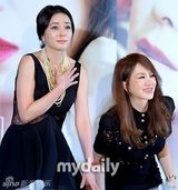 组图：严正花赵敏秀等宣传新片《官能的法则》