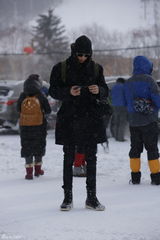 组图：《爸爸》雪乡抢先看 萌娃玩雪脸蛋红扑扑