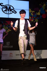 组图：林俊杰期待与蔡依林合作 9亿身价自己创潮牌 