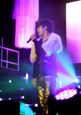 高清图：韩国人气男组合MBLAQ首次歌迷会