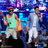 组图：HaHa等《尹道贤的Must》献热情舞台