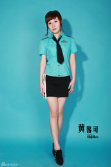 组图：“乖乖空姐”快女黄馨可新写真 上演制服诱惑