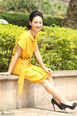 组图：惠英红性感宣传倩女幽魂 樊少皇叶伟信陪伴