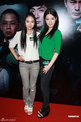 组图：胡杏儿换发型无关感情 苟芸慧否认绯闻