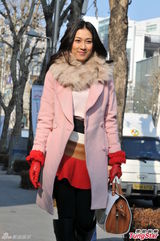 组图：钟嘉欣为戏玩魔术 险勒死延政勋助手