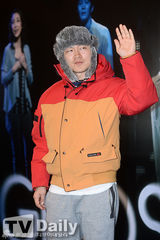 组图：银赫圭贤等出席音乐剧《Ghost》试演会