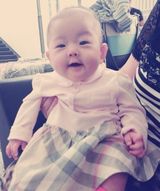 组图：好声音金志文女儿曝光 一家三口拍全家福