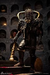 组图：《惊天战神》众神造型曝光前卫大胆