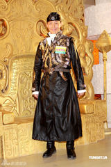 幻灯组图：林峰阿Sa(蔡卓妍)似亲密情侣 狄龙力挺叶童丈夫