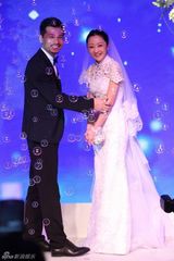 组图：女星张瑶嫁保利高层 众明星亮相捧场