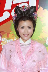 组图：曾志伟蒙嘉慧胡杏儿等录节目卖力演出