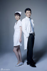 组图：《心术》X光扫描版制服群像海报曝光