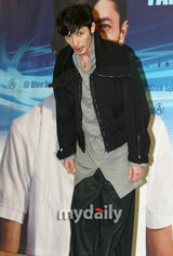 幻灯图集：玉木宏访韩新闻发布会 为演唱会做宣传