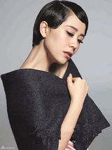 组图：海清化身名伶登封面 复古造型优雅百变