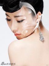 组图：丁晓红魅惑写真优雅时尚