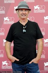 组图：《狼溪2》发布会 导演林恩狼奔头抢眼