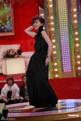 组图：《华丽明星赛》录影 杨千嬅现身秀娇媚舞姿