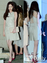 组图：少女时代清纯性感 高俊熙镂空裙露背冷艳
