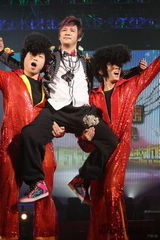 幻灯：新人盛典曾轶可大热 张震岳大张伟扮新人抢奖