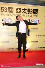 高清组图：吴宇森获成就奖 张家辉张榕容分获帝后