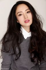 组图：女星董璇个性写真曝光展多变魅力